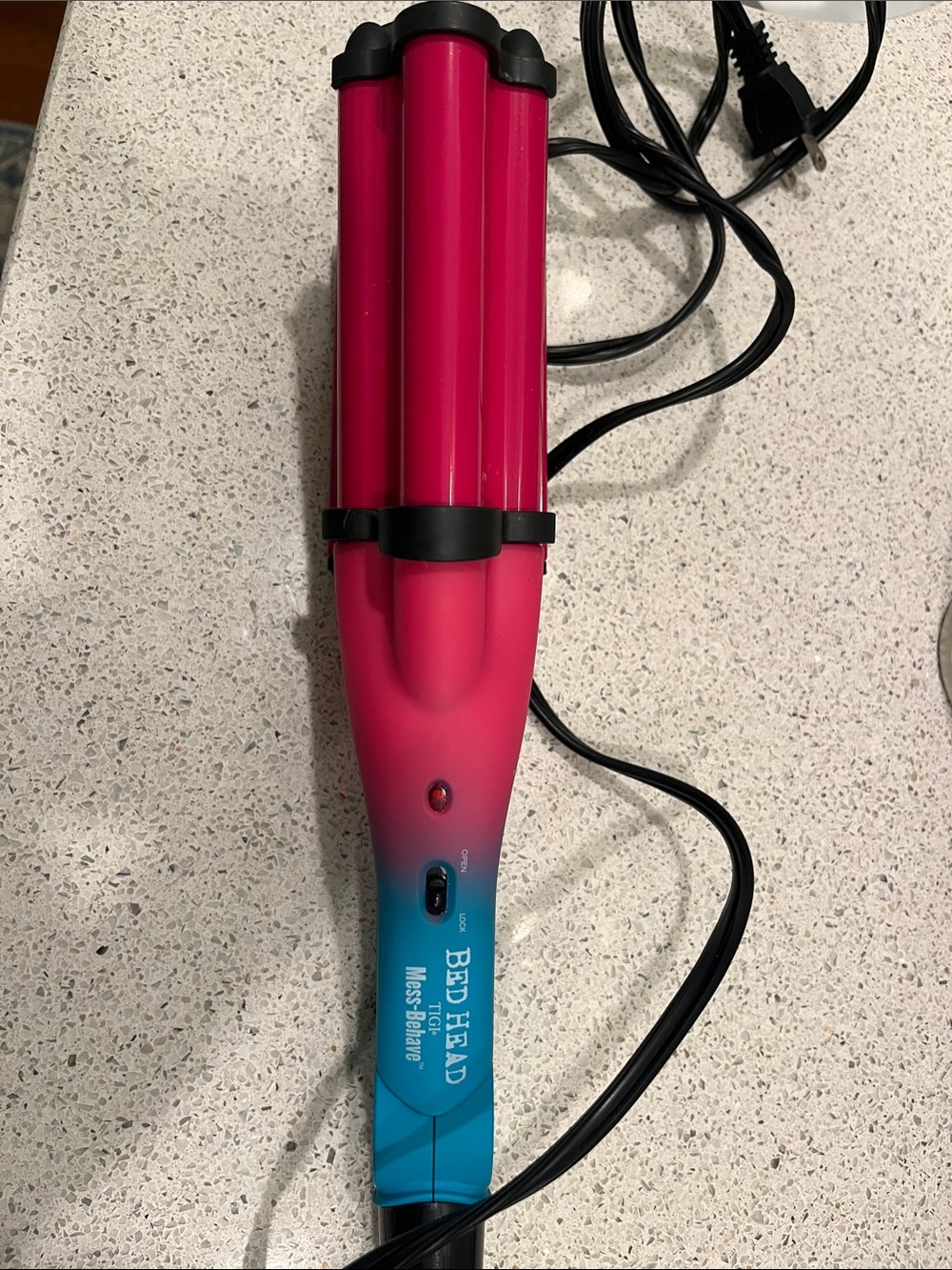 Bed Head TIGI Mess hehave Tourmaline Ceramic Deep Waver